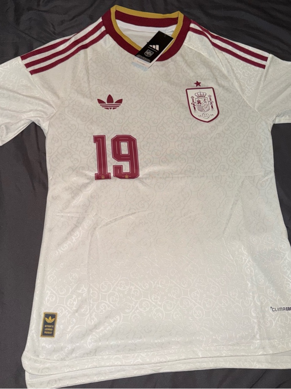 Spain Away 2026 World Cup #19 LAMINE YAMAL Slim Fit - Picture 2 of 7